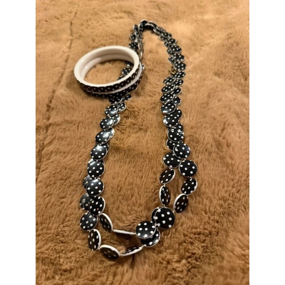 Vintage Mod Black & White Polka Dot Jewelry Set – Button Necklace & Stackable Ba